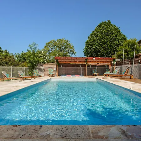 Дом отдыха Des Tropiques *