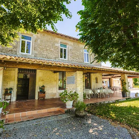 Des Tropiques * Genouille (Charente-Maritime)