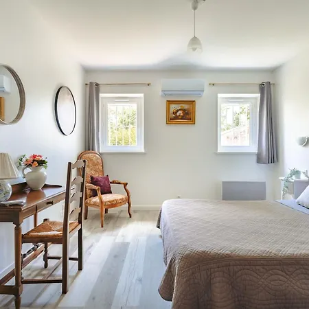 Des Tropiques Holiday home Genouille (Charente-Maritime)