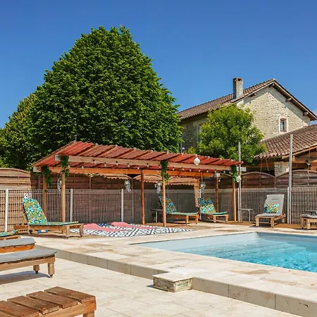 Holiday home Des Tropiques *