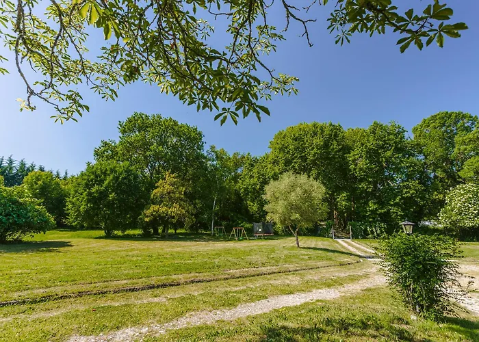 Сasa de vacaciones Des Tropiques Genouille (Charente-Maritime)